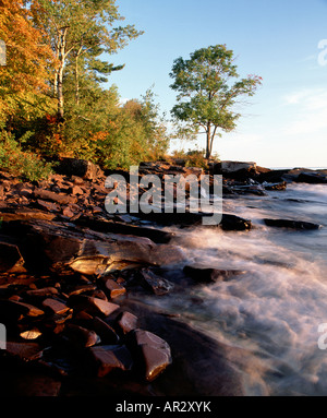 Lac Supérieur à Union Bay, montagnes Porcupine Wilderness State Park, l'Upper Peninsula, Michigan USA Banque D'Images