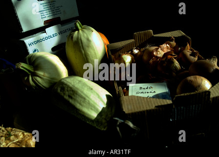 Marché DE PRODUCTEURS DE NEWPORT 2006 ANGLETERRE ESSEX Banque D'Images