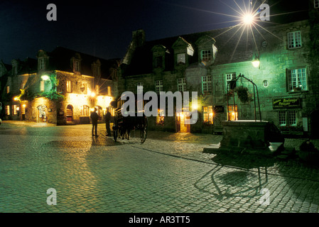 Place de l'église, Douarnenez, Bretagne, France, Europe Banque D'Images