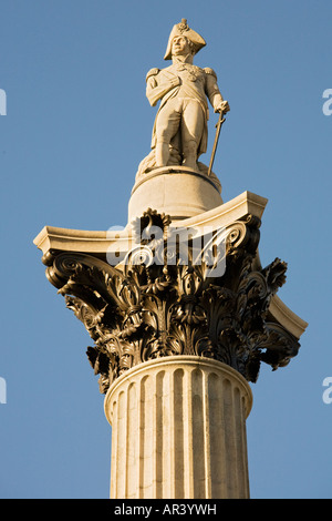 Statue de Lord Horatio Nelson en haut de la colonne à London,UK Banque D'Images