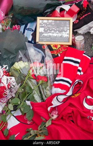 50e anniversaire hommage à la Munich Air Crash au sol du Manchester United Banque D'Images