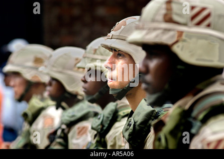 De vrais soldats face à l'armée américaine de retour de service en Irak à Atlanta Géorgie GA USA formation Banque D'Images