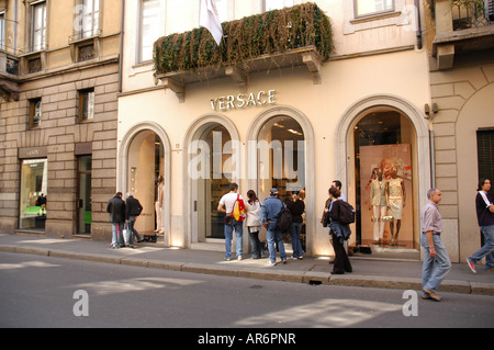 La Via Montenapoleone Milan Italia Banque D'Images