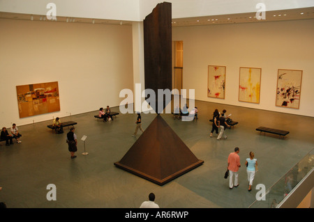 Broken Obelisk Barnett Newman Museum of Modern Art New York USA Banque D'Images