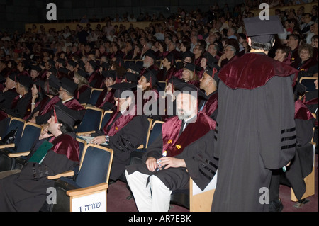 Israël Haïfa les anciens élèves et les membres du corps professoral de l'université d'Haïfa au cours de la cérémonie de fin mai 2007 Banque D'Images