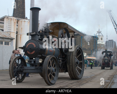 John Fowler restauré Co Ltd Moteur de traction à vapeur moteur de traction à vapeur fonctionnant à une journée de transport à Chatham Docks Banque D'Images