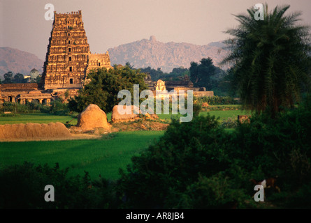 Le complexe du temple Vedagiriswalar à Tirukalukundram, également connu sous le nom de Thirukazhukundram au Tamil Nadu, en Inde Banque D'Images