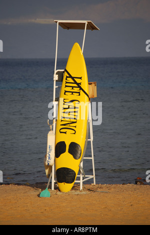 Planche de sauvetage, Hyatt Regency Taba Heights, Taba Heights, péninsule du Sinaï, Égypte Banque D'Images