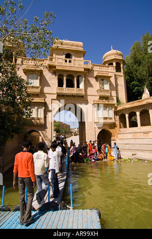 Entrée principale de la Gadisar lake - Jaisalmer, Rajasthan, India Banque D'Images