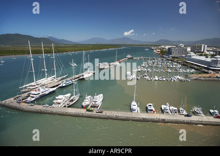 Pier Marina Cairns North Queensland Australie aerial Banque D'Images