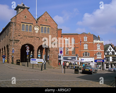 ROSS ON WYE HEREFORDSHIRE Angleterre Royaume-Uni Le marché Avril maison dans le centre de la ville remonte à 1650 Banque D'Images