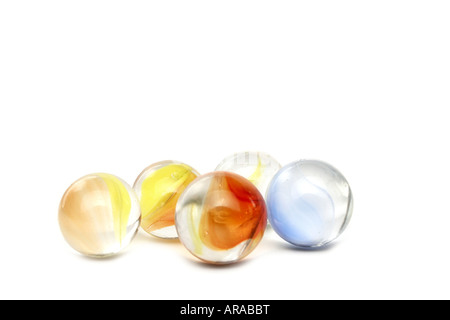 Des billes sur un fond blanc Banque D'Images