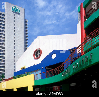 L'architecture contemporaine, la place centrale, Kuala Lumpur, Malaisie Banque D'Images