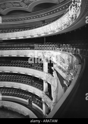 Géographie/voyage, Allemagne, Munich, Théâtre National, vue intérieure, auditorium, balcon, réouverture, 21.11.1963, reconstruction 1958 - 1963, architectes Gerhard Graubner et Karl Fischer, Opéra d'Etat, Bavière, Europe, 20ème siècle, historique, historique, années 1960, Banque D'Images