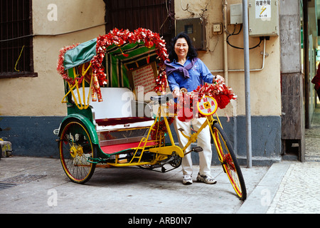 Taxi tricycle, Macao, Chine Banque D'Images