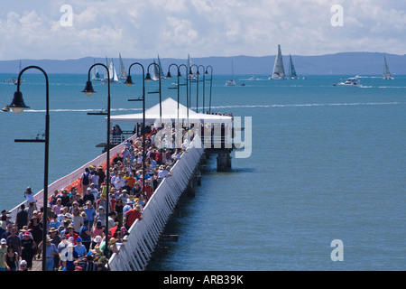 Début de la Brisbane 2007 à Gladstone Yacht Race - Shornecliffe Jetty, Queensland, Australie Banque D'Images