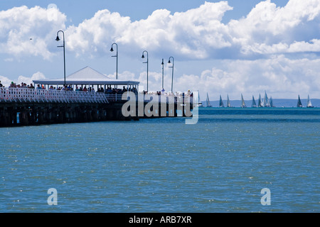 Début de la Brisbane 2007 à Gladstone Yacht Race - Shornecliffe Jetty, Queensland, Australie Banque D'Images