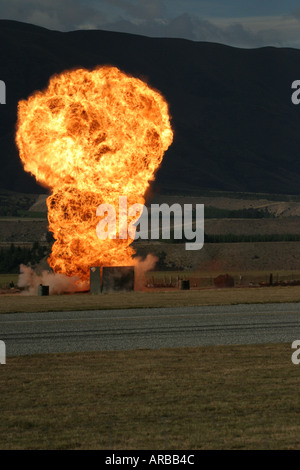 Explosions contrôlées à l'Airshow Banque D'Images