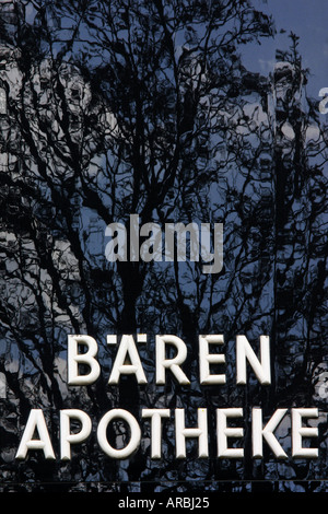 Bärenapotheke "pharmacie" Banque D'Images