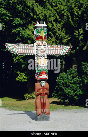 Totem à Stanley Park, Vancouver, British Columbia, Canada Banque D'Images