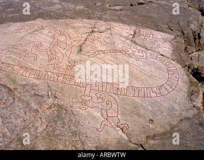 Rune (1040 AD) ref Sigurd 'dragon Killer'. Sundbyholm, près de l'Eskilstuna, Suède, Sodermanlandslan Banque D'Images