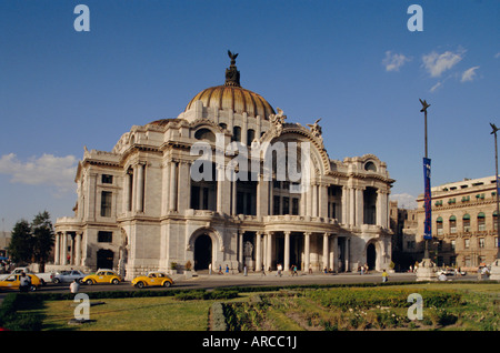 Palacio de Bellas Artes, Mexico, Mexique, Amérique Centrale Banque D'Images