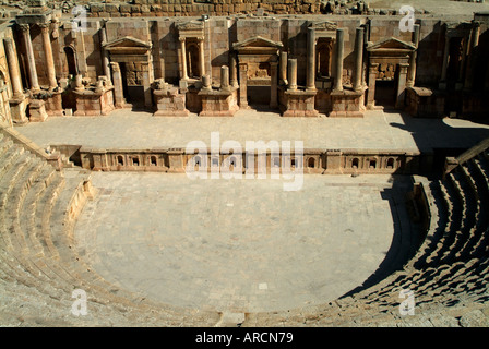 Théâtre du sud de la ville romaine de Jerash, Jordanie Banque D'Images