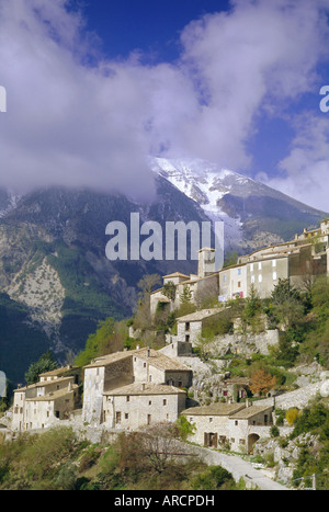 Brante et Mont Ventoux, Provence, France, Europe Banque D'Images