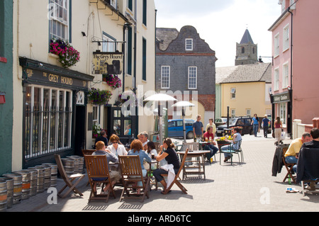 Boire et manger al fresco, l'automne dans le sud-ouest de l'Irlande - à l'Ouest de Cork, Kinsale Banque D'Images