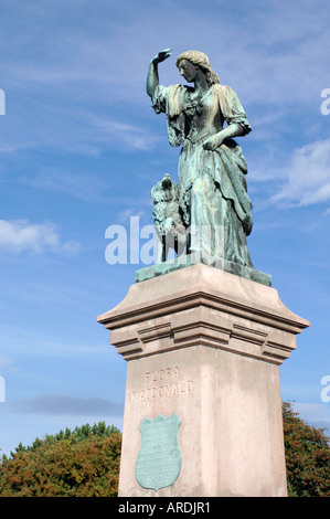 Monument à l'héroïne écossaise Flora MacDonald au château d'Inverness. L'Écosse. XPL 3537-344 Banque D'Images