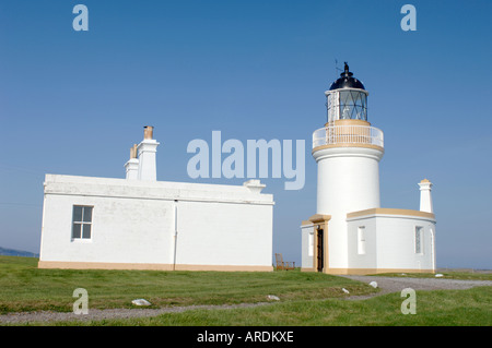 Channory Point Lighthouse à Fortrose sur le Moray Firth, Easter Ross. Highlans Région. Ssotland. XPL 3599-349 Banque D'Images