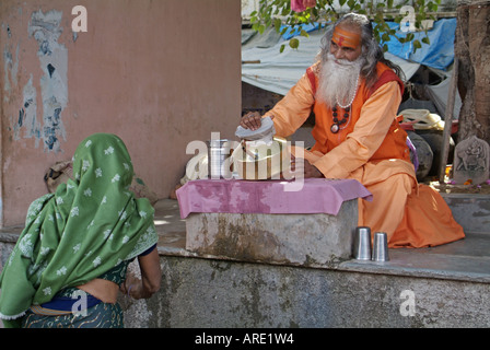 Sadhu à Pushkar, Inde Banque D'Images