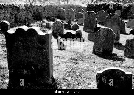 Image en noir et blanc du vieux cimetière Banque D'Images