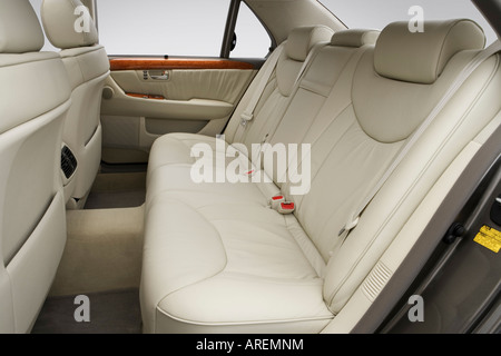 2006 Lexus LS 430 dans la région de Brown - sièges arrière Banque D'Images