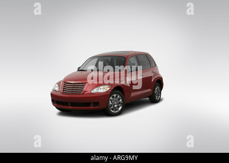 2007 Chrysler PT Cruiser Touring La signature en rouge - angle de vue avant Banque D'Images