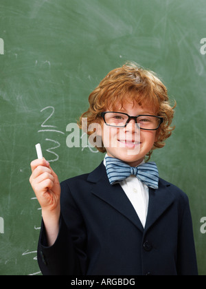 Portrait de jeune garçon à l'école Banque D'Images