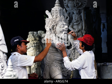 Indonésie Bali Ubud Art Sculpture Atelier de peinture Banque D'Images