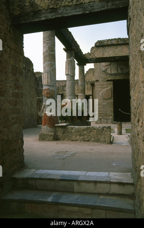 Vue caractéristique de ruines d'Herculanum Herculanum Naples Napoli Campania Italie péninsule Italienne Italia Europe Banque D'Images