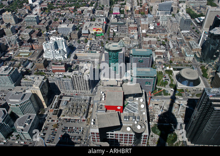 Vue aérienne du centre-ville de Toronto en direction nord depuis la Tour CN Banque D'Images