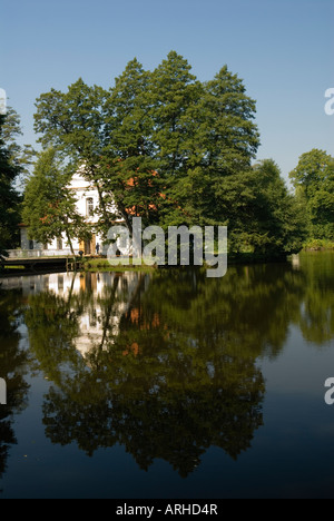 Saint Jean Nepomucene's Parish Church (b. 1741 - 47), Zwierzyniec, Pologne Banque D'Images