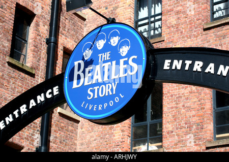 Entrée du musée Beatles Story à Liverpool Albert Dock Banque D'Images