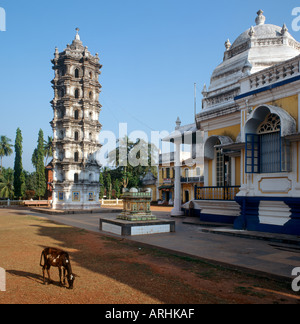 Shri Mangesh Temple Hindou près de Mardol, Goa, Inde Banque D'Images