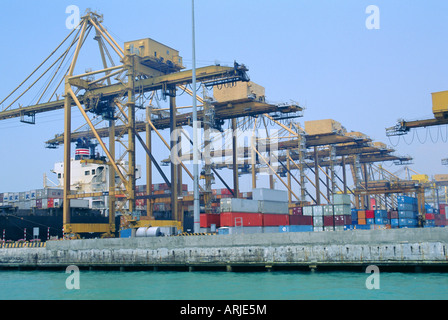Des conteneurs sur les quais, port de Singapour, Singapour Banque D'Images