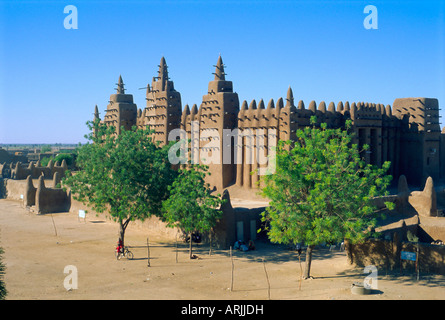 La Grande Mosquée, la plus grande mosquée construite de boue dans le monde, Djenné, Mali, Afrique Banque D'Images
