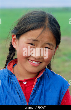 Portrait d'une fille, province, la Mongolie, l'Övörkhangaï Asie Banque D'Images