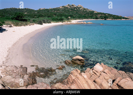 Baie et plage, Cala dei Cavaliere, île de Budelli, l''archipel de La Maddalena, en Sardaigne, Italie, Méditerranée, Europe Banque D'Images