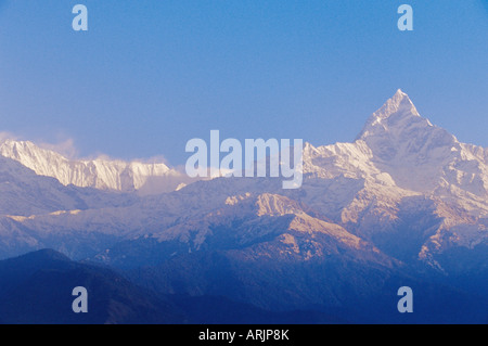 Pic Machhapuchhare (queue de poisson) du village de Sarangkot, Himalaya, Népal Banque D'Images