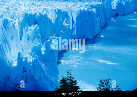 Vue aérienne d'icebergs à Moreno Glacier (Glacier Perito Moreno), Parque Nacional Los Glaciares, en Patagonie, Argentine Banque D'Images