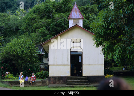 Église protestante, la baie de Vaitahu Tahuata, île, archipel des Marquises, Polynésie Française, îles du Pacifique Sud, du Pacifique Banque D'Images