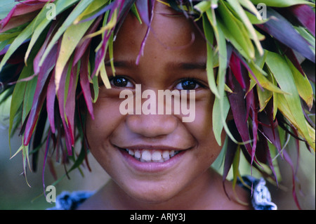 Portrait d'un jeune garçon, Atiheu Bay, Nuku Hiva, l'île de l'archipel des îles Marquises, Polynésie Française, îles du Pacifique Sud Banque D'Images